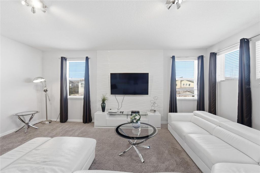 Image 24 of property listing at 9013 EGRET MILLS TERRACE, Kissimmee, FL 34747