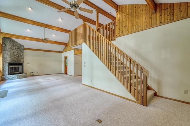 337 Hillcove Point, Wellford, SC 29385