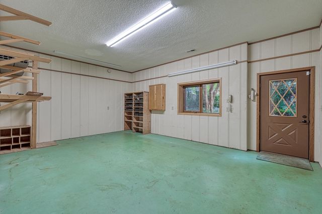 337 Hillcove Point, Wellford, SC 29385