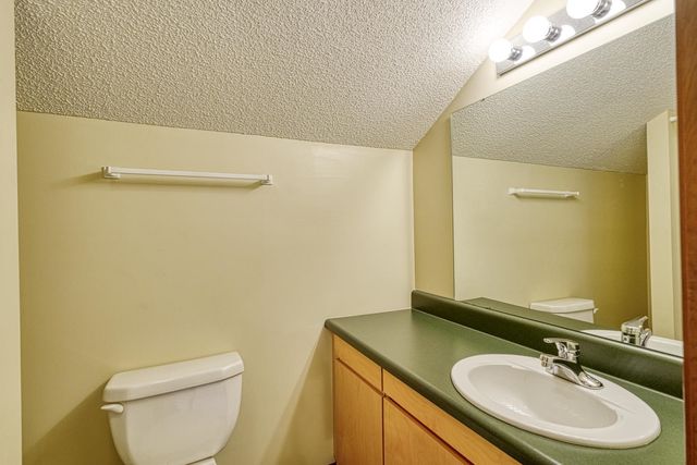 337 Hillcove Point, Wellford, SC 29385