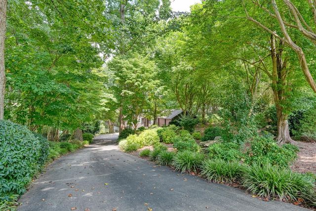 337 Hillcove Point, Wellford, SC 29385