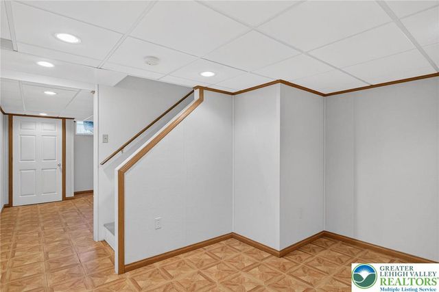 5524 Willow Way, Upper Macungie Twp, PA 18069