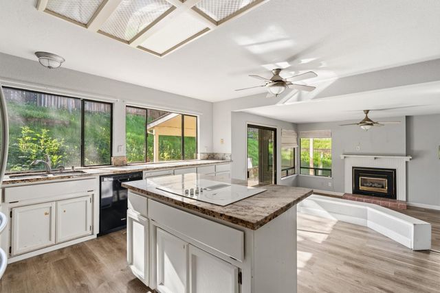 2527 Rosales St, Cameron Park, CA 95682