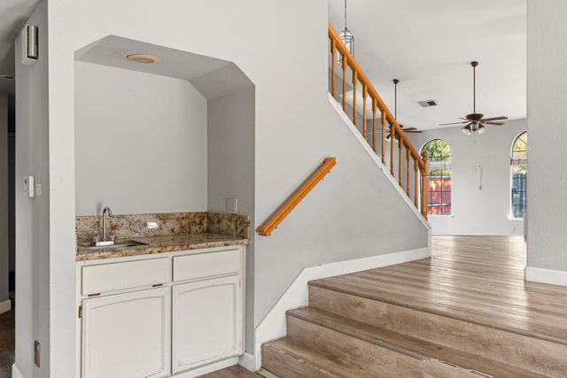 2527 Rosales St, Cameron Park, CA 95682