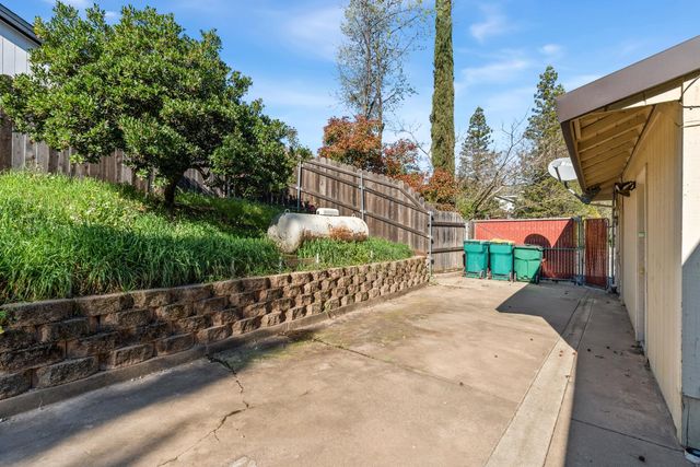 2527 Rosales St, Cameron Park, CA 95682