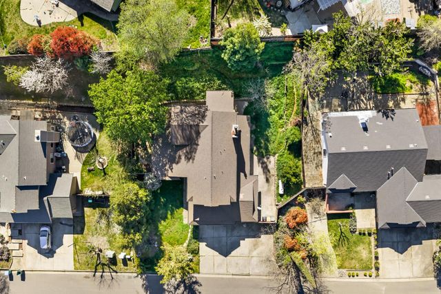 2527 Rosales St, Cameron Park, CA 95682