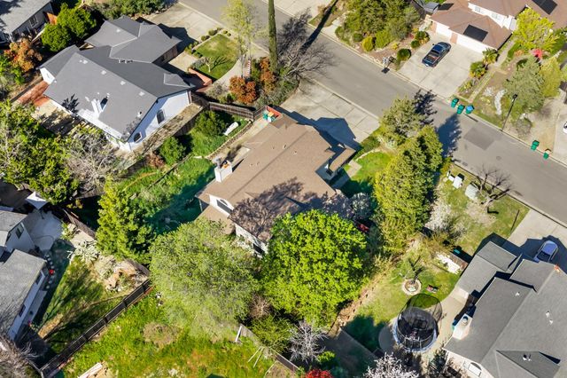 2527 Rosales St, Cameron Park, CA 95682