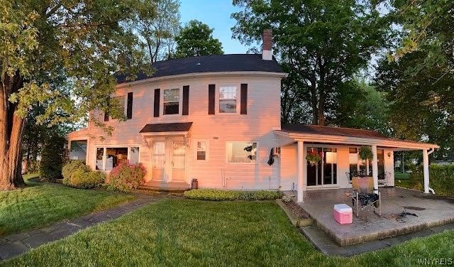 4998 Lake Shore Road, Hamburg, NY 14075