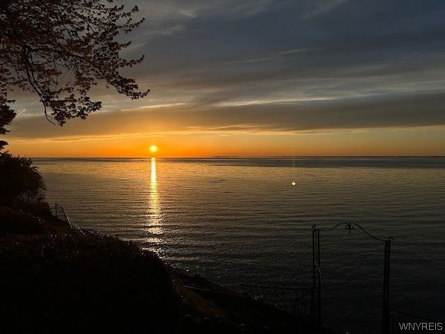 4998 Lake Shore Road, Hamburg, NY 14075