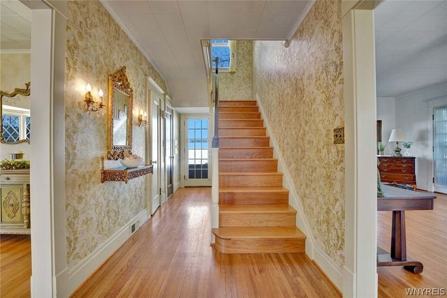 4998 Lake Shore Road, Hamburg, NY 14075