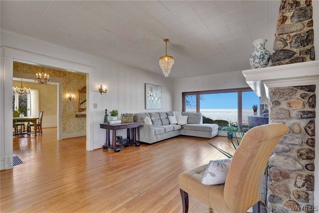 4998 Lake Shore Road, Hamburg, NY 14075