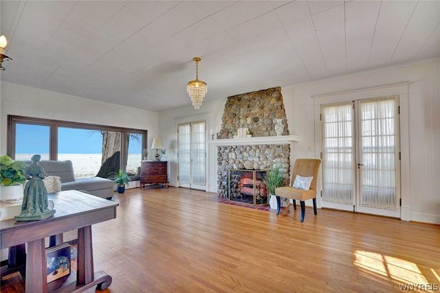 4998 Lake Shore Road, Hamburg, NY 14075