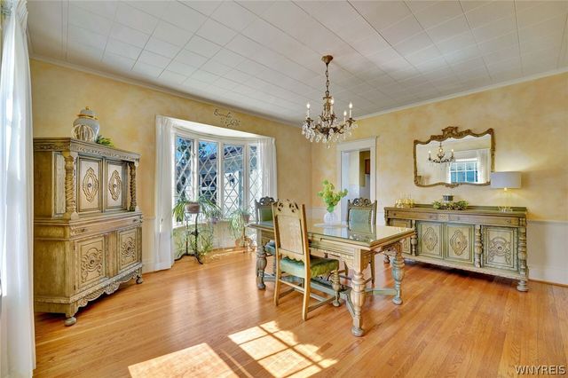 4998 Lake Shore Road, Hamburg, NY 14075