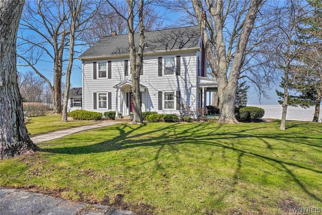 4998 Lake Shore Road, Hamburg, NY 14075