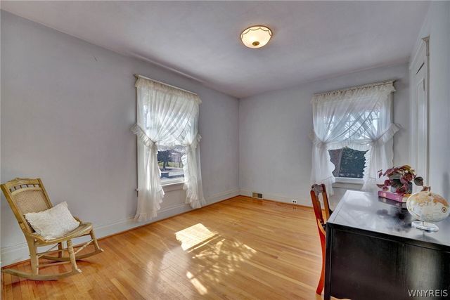 4998 Lake Shore Road, Hamburg, NY 14075