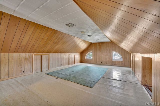 4998 Lake Shore Road, Hamburg, NY 14075