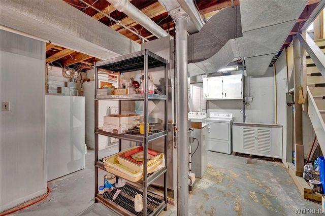 4998 Lake Shore Road, Hamburg, NY 14075