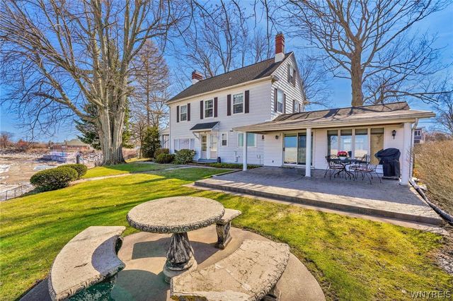 4998 Lake Shore Road, Hamburg, NY 14075