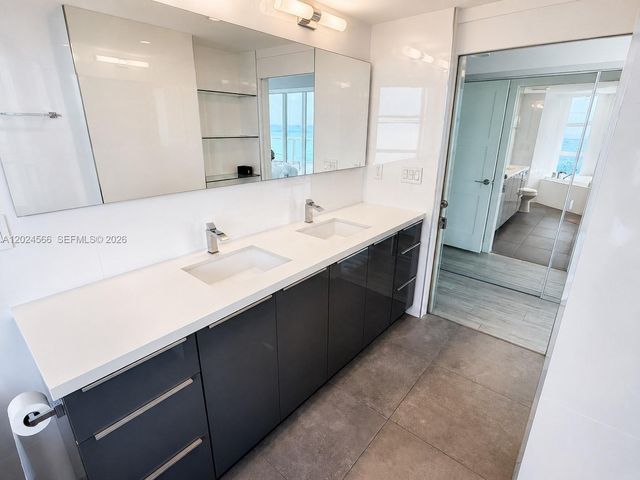 4201 Collins Avenue 1503, Miami Beach, FL 33140