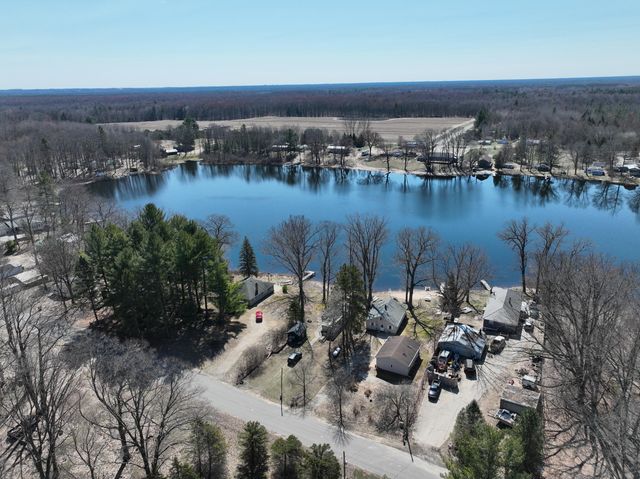 5193 E Hightower Lake Road, Newfield Twp, MI 49421