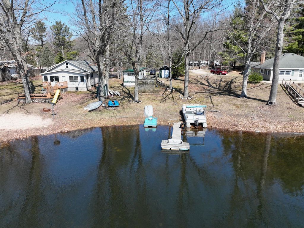 5193 E Hightower Lake Road, Newfield Twp, MI 49421