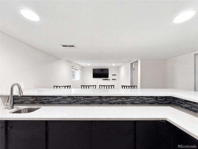 1050 S Monaco St Parkway, Denver, CO 80224