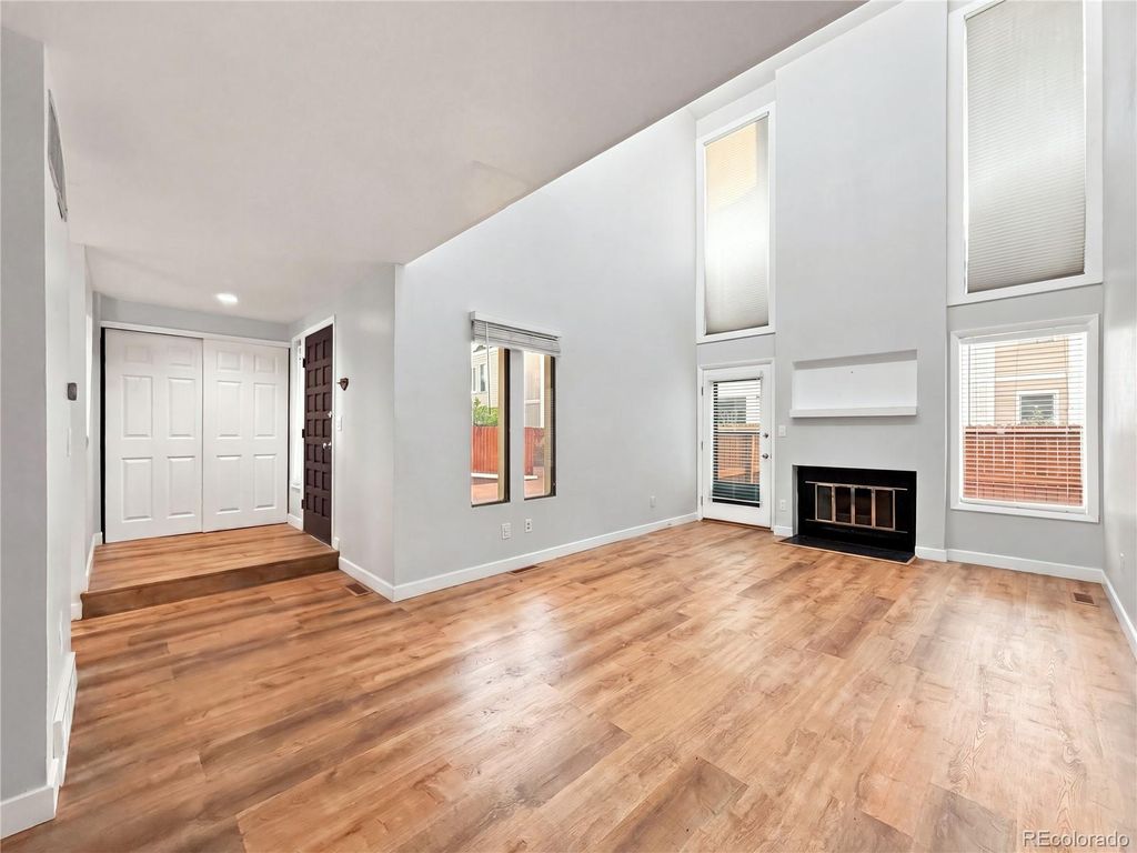 1050 S Monaco St Parkway, Denver, CO 80224