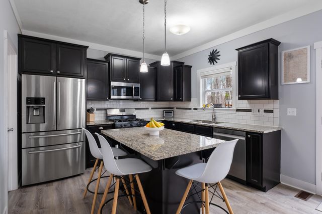 9326 Trafalgar Drive SE, Alto, MI 49302