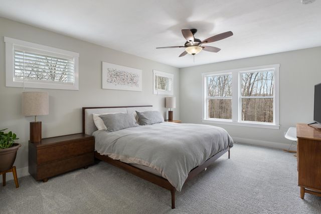 9326 Trafalgar Drive SE, Alto, MI 49302