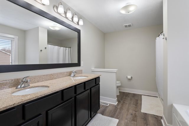 9326 Trafalgar Drive SE, Alto, MI 49302