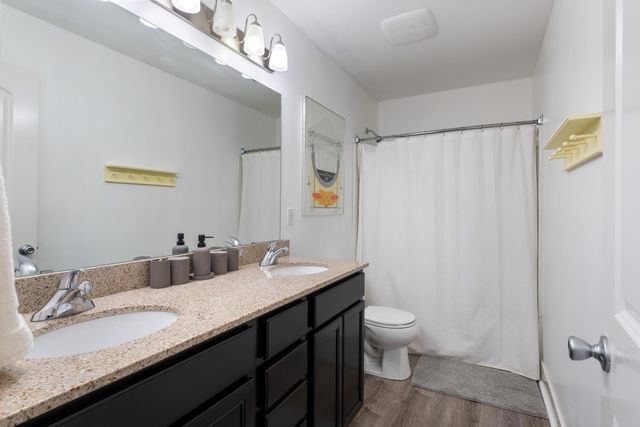 9326 Trafalgar Drive SE, Alto, MI 49302