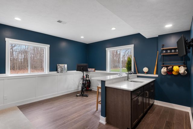 9326 Trafalgar Drive SE, Alto, MI 49302