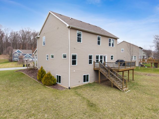 9326 Trafalgar Drive SE, Alto, MI 49302