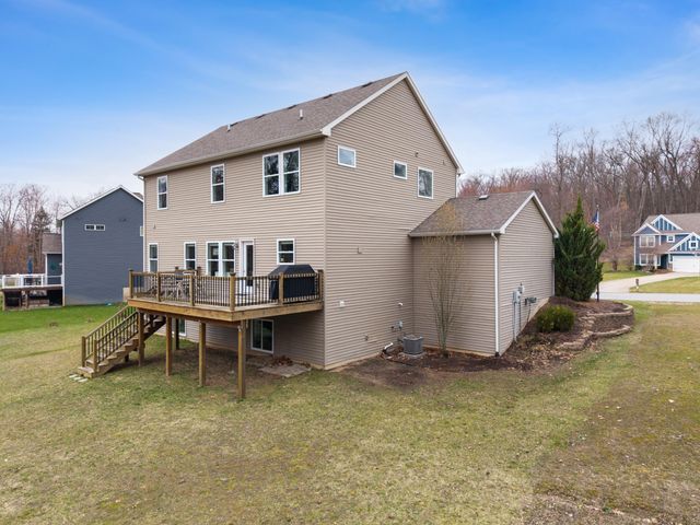 9326 Trafalgar Drive SE, Alto, MI 49302