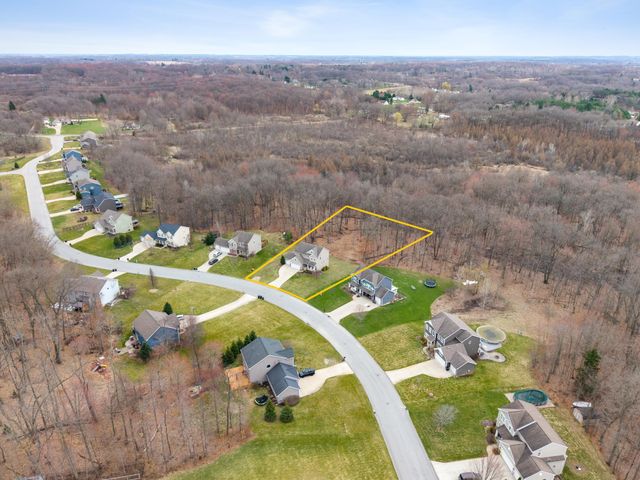 9326 Trafalgar Drive SE, Alto, MI 49302