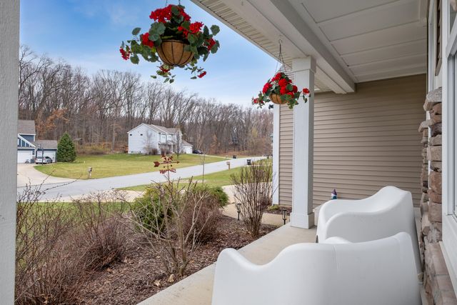 9326 Trafalgar Drive SE, Alto, MI 49302