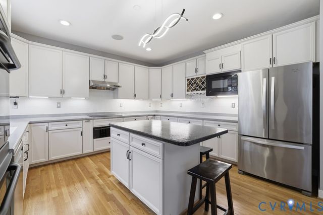 5249 Cobblers Stone Ct, Glen Allen, VA 23059