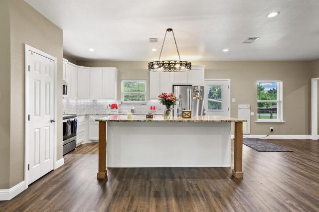 2658 Oak Ridge Road, Denison, TX 75021