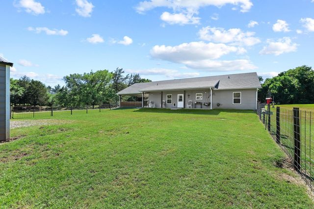 2658 Oak Ridge Road, Denison, TX 75021