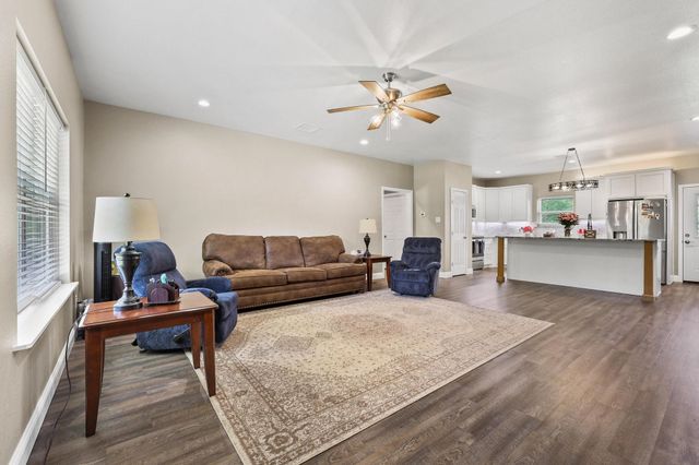 2658 Oak Ridge Road, Denison, TX 75021