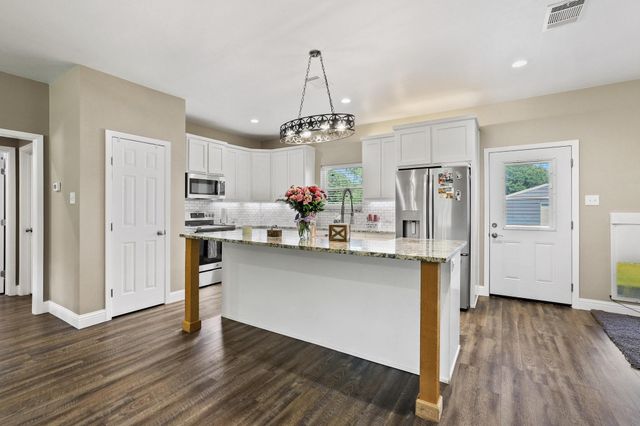 2658 Oak Ridge Road, Denison, TX 75021