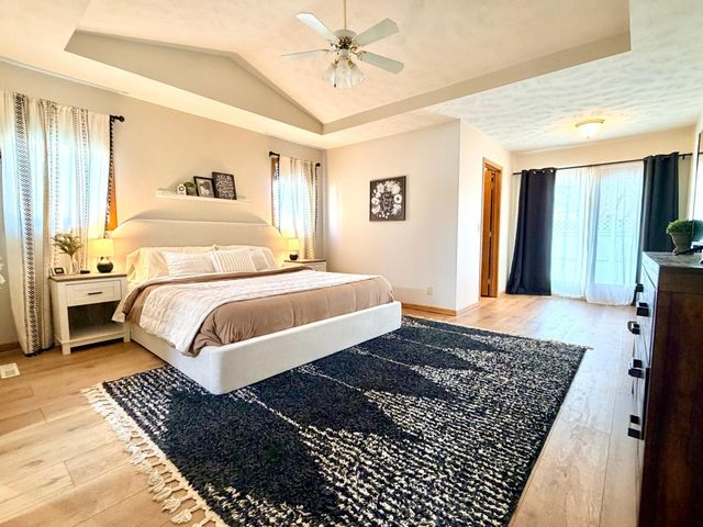 867 Briarwood Drive, Worthington, MN 56187