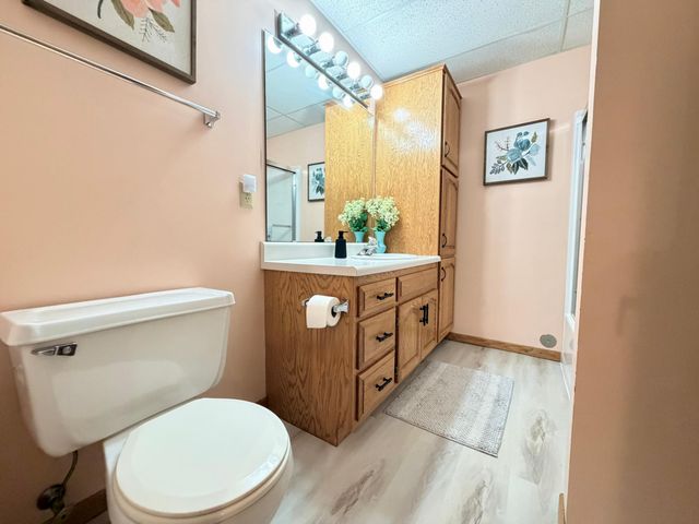 867 Briarwood Drive, Worthington, MN 56187