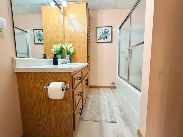 867 Briarwood Drive, Worthington, MN 56187