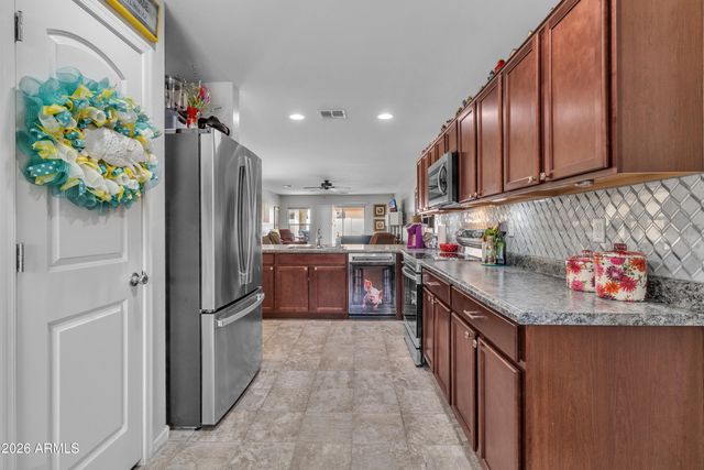 40858 W PORTIS Drive, Maricopa, AZ 85138