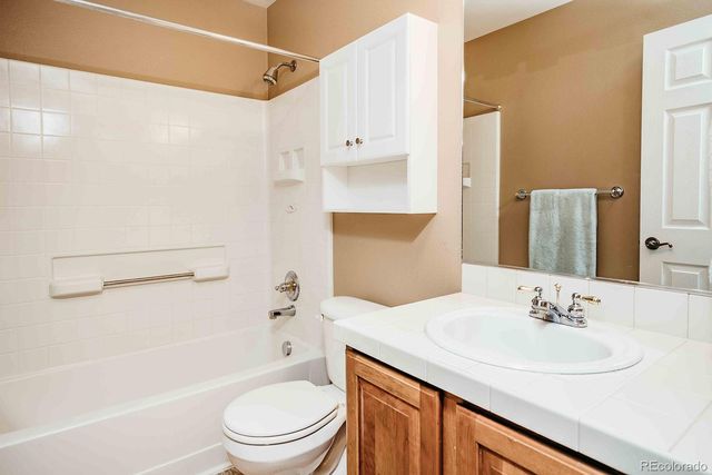 7464 S Norfolk Street, Aurora, CO 80016