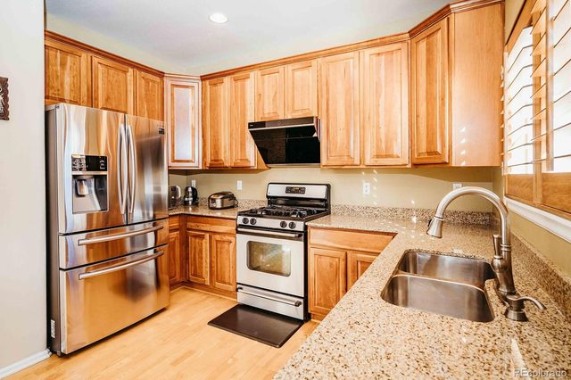 7464 S Norfolk Street, Aurora, CO 80016