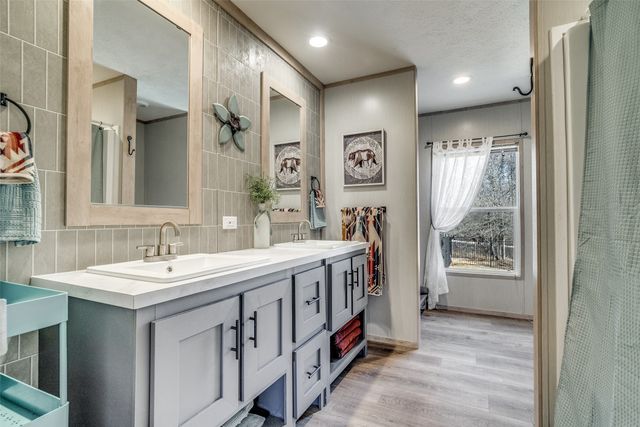 344 Hometown Way, Springtown, TX 76082