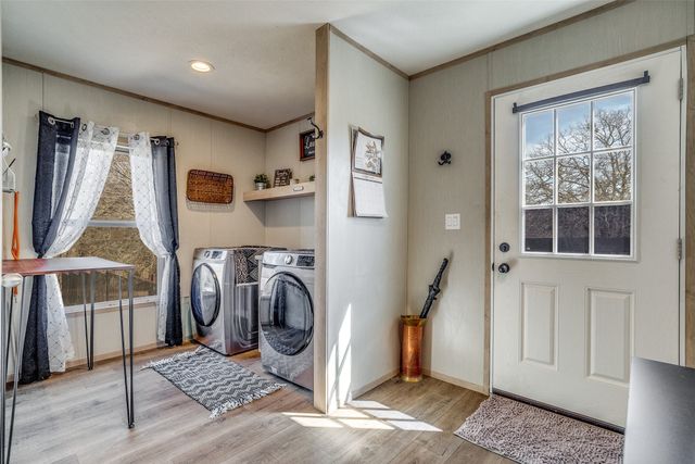 344 Hometown Way, Springtown, TX 76082