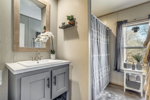 344 Hometown Way, Springtown, TX 76082